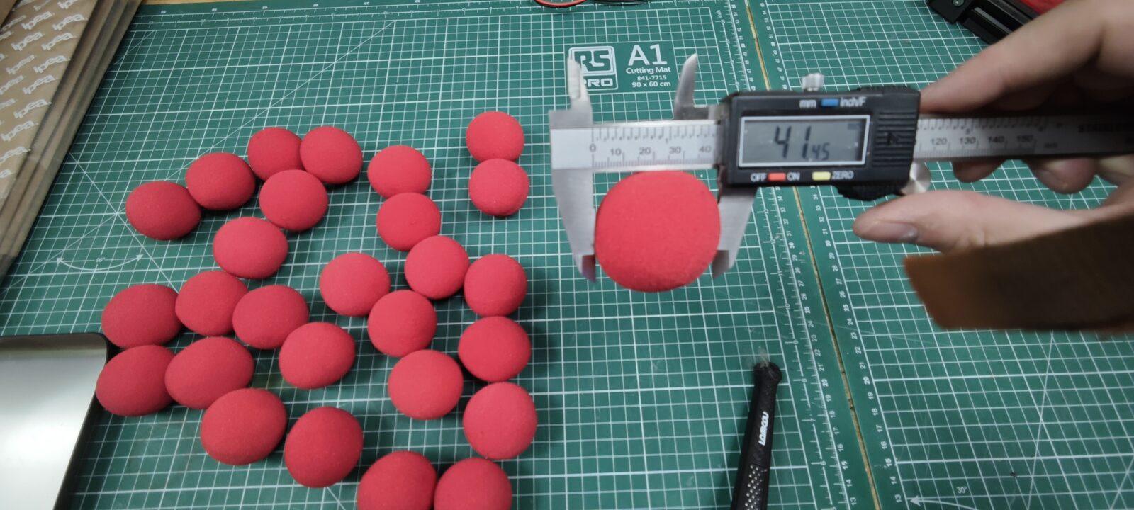 Balle 3 mesurée au pied à coulisse : 41,45 mm