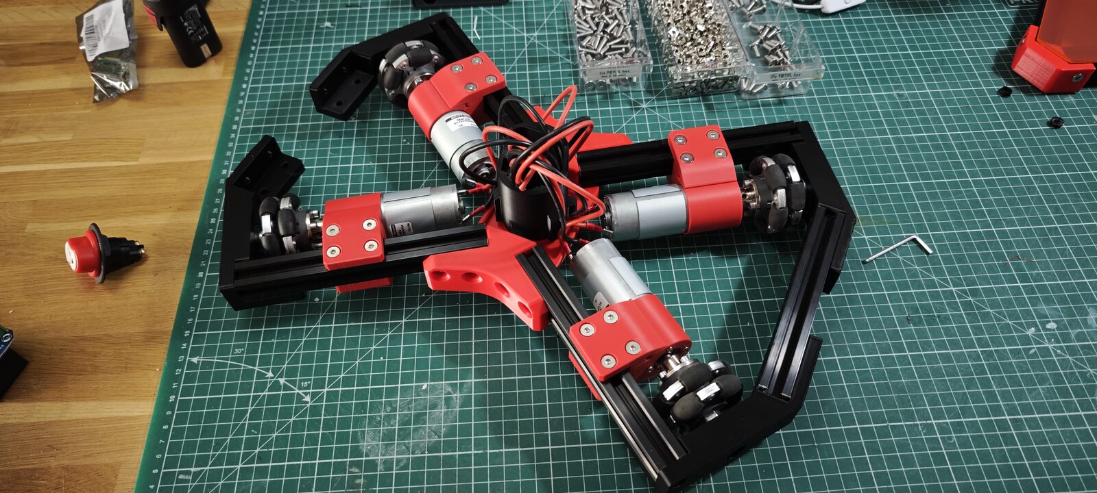 Châssis assemblé avec les quatre modules moteur