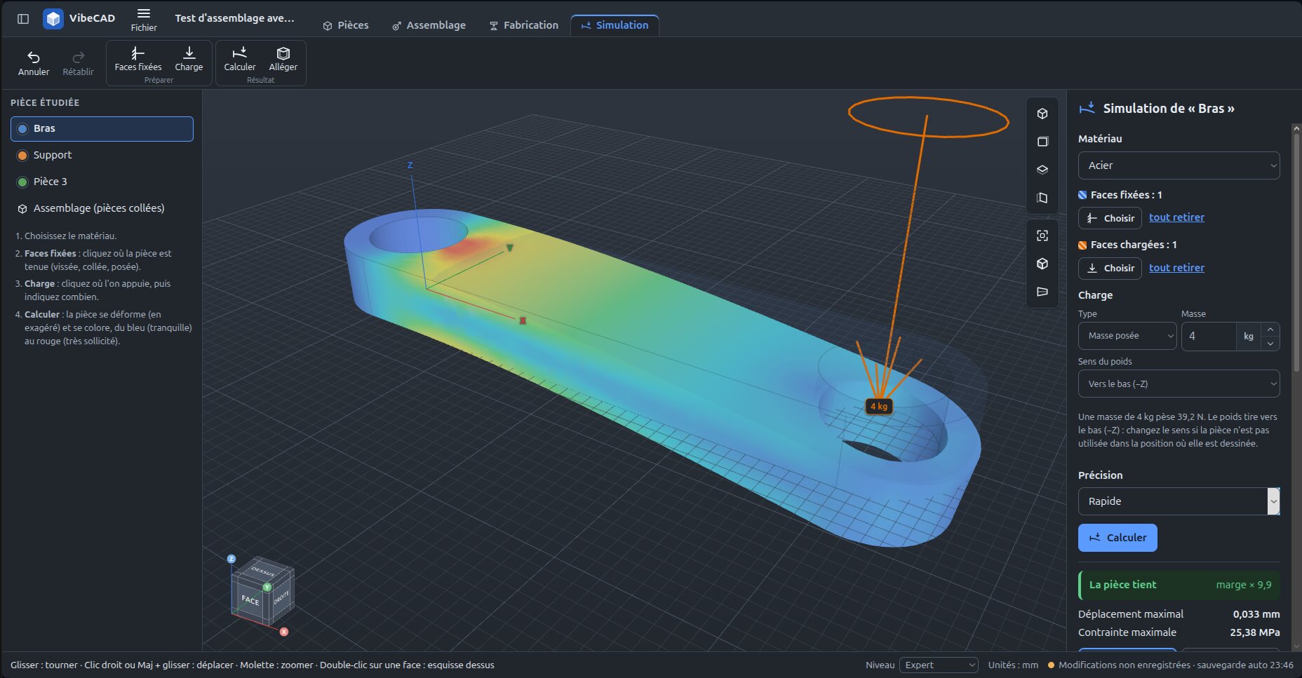 Simulation d'un bras en acier : une face fixée, 4 kg posés au bout, la pièce tient (marge × 9,9)